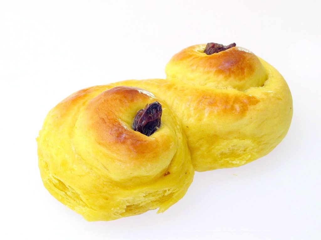Шафрановые булочки