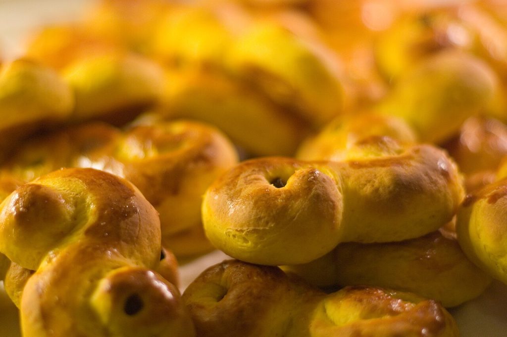 Шафрановые булочки