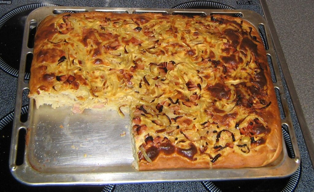 Цвибелькухен